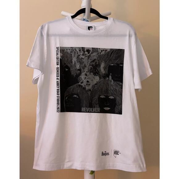 Apple Corps Ltd Beatles “Revolver” T-Shirt White & Black - Picture 1 of 6
